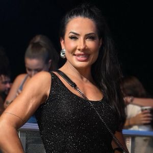 Depois das críticas, Scheila Carvalho resolveu apostar em uma beleza mais natural