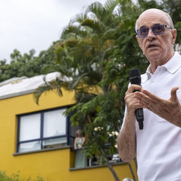 Alaor Amaral, Seu Alaor (Marcos Caruso) - O patriarca da família Amaral. Conservador, teimoso, mas, justo e de grande coração. Fundou a Alô Country, que cresceu e se tornou uma marca respeitada em todo o Centro-Oeste. Rapidamente, alcançou um lugar entre os homens mais bem-sucedidos da região, provando seu valor à poderosa família de Branca (Ana Barroso), com quem se casou quando era ainda um rapaz pobre e ambicioso.