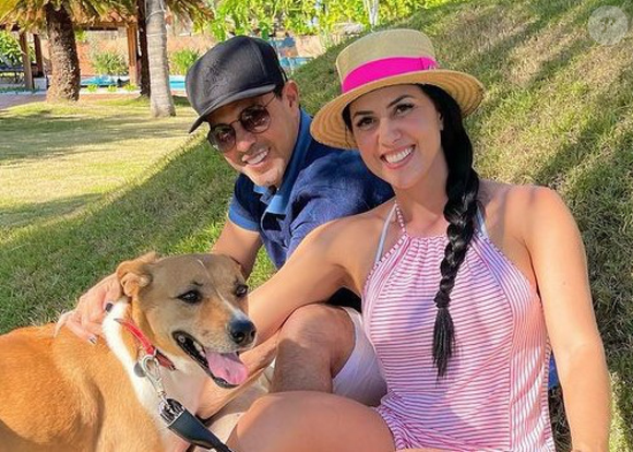 A história de proteção animal do casal inclui cães doentes e abandonados, além de resgates realizados ao longo de mais de uma década