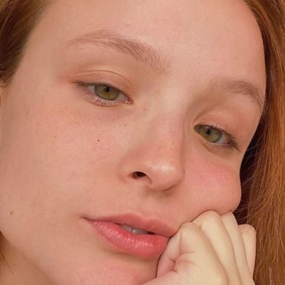 Larissa Manoela faz parte da linha de pessoas que ase afastaram dos familiares como forma de independência emocional