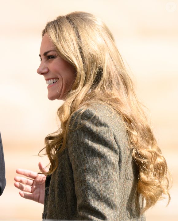 Kate Middleton passou por tratamento de câncer e, por isso, muitos internautas opinam sobre uso de peruca