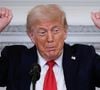 Com polarização crescente e decisões judiciais pendentes, o Tarot alerta para um período de tensão social e possíveis desestabilizações políticas para Trump