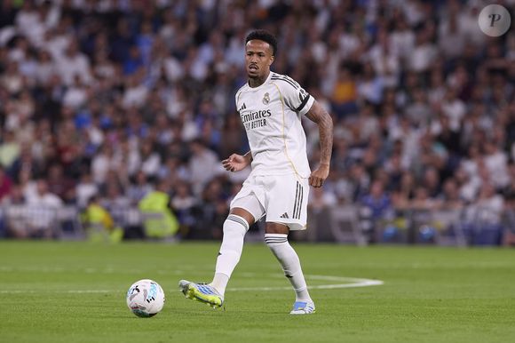 Lesão muscular no bíceps femoral tira Éder Militão do Mundial e preocupa a Seleção Brasileira