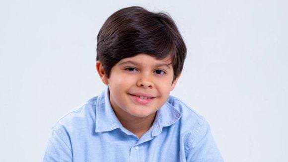 Entrevista | 'As pessoas ficam bravas': Minivilão Simbá na novela 'Êta Mundo melhor', Arthur Yera fala da repercussão nas ruas, clima nos bastidores e sonho de ser 'herói'