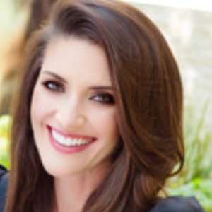 Meredith Maines, que cuidava da comunicação do casal e da fundação Archerwell Philanthropies, teve sua saída confirmada no último dia 26