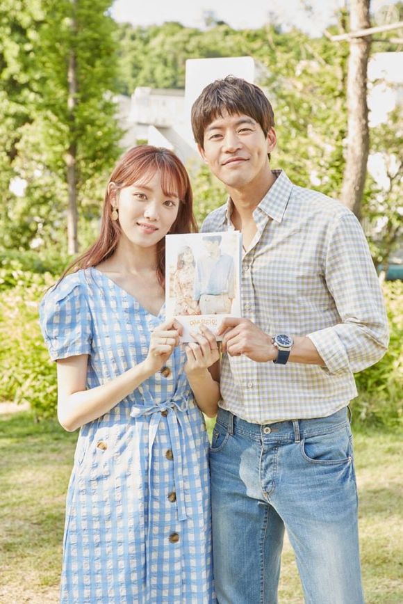 'Questão de Tempo' conta a história de uma jovem que tem a capacidade de saber quanto tempo de vida todos ao seu redor têm