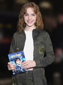 Encontrei no site por menos de R$ 195: lançada em 2002, a marca estadunidense de calçados tem o Crocs do 'Harry Potter' que a minha sobrinha da 'Grifinória' me pediu de presente de aniversário