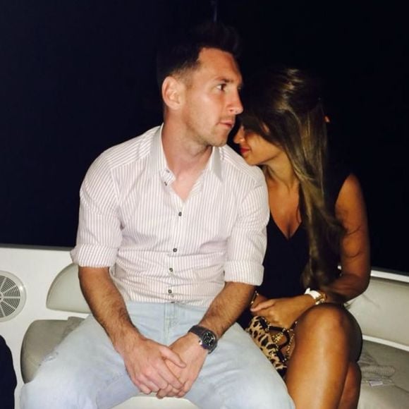 Juntos há mais de 17 anos, Antonela Roccuzzo e Lionel Messi celebraram mais um aniversário do jogador cercados pelo carinho da família