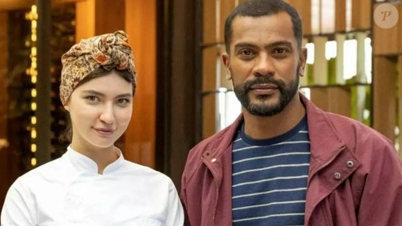 Em 'Mania de Você', Daniel (Samuel de Assis) deposita PIX polpudo para Michelle (Alanis Guillen); aos detalhes!