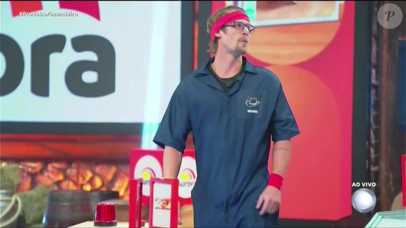 Matheus levou a melhor e conquistou o chapéu do Fazendeiro em A Fazenda 17