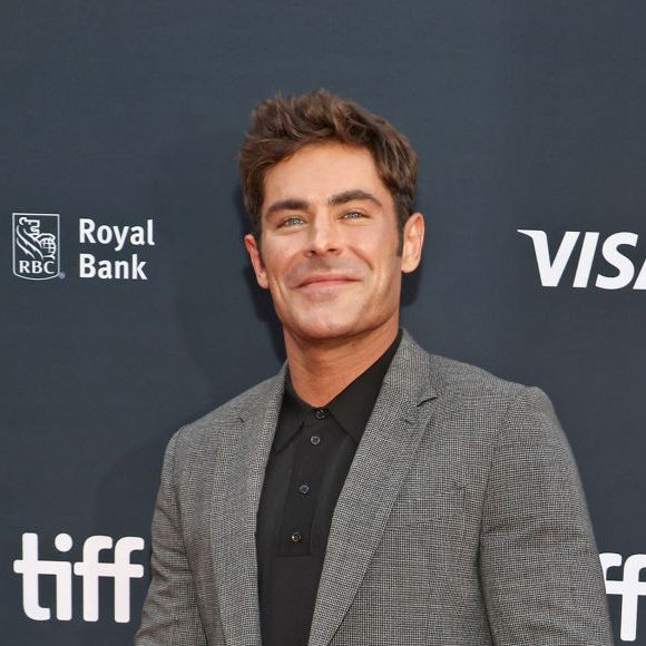 Zac Efron quebrou a mandíbula em seu acidente doméstico