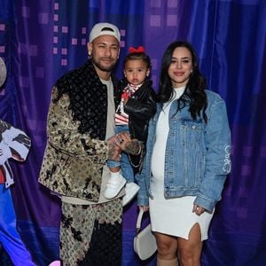 Juntos desde 2021, Neymar e Bruna Biancardi já se envolveram em diversas polêmicas na vida pessoal