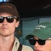 O que aconteceu com Shawn Mendes? Com mão ensanguentada, cantor é levado à emergência por Bruna Marquezine após acidente e revela: 'Eu...'