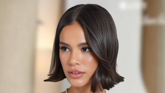 Manuel Cecilio, maquiador: 'Se aplicarmos um iluminador na pálpebra móvel, evitamos colocar um ponto de luz bem próximo às sobrancelhas, fica um pouco antiquado'