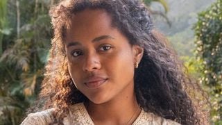 Antes do sucesso em 'Garota do Momento', Duda Santos ganhava R$ 50 como modelo de lojinhas na comunidade: 'Sempre quis ser artista'