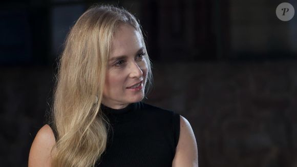 Nem a pele escapa: dermatologistas alertam que o álcool acelera a glicação, processo que compromete colágeno e elastina e favorece o envelhecimento cutâneo