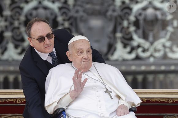 O 'anjo da guarda' de Papa Francisco: quem é o enfermeiro Massimiliano Strappetti, que acompanhou o religioso até o último suspiro?