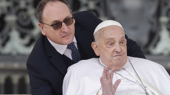O 'anjo da guarda' de Papa Francisco: quem é o enfermeiro Massimiliano Strappetti, que acompanhou o religioso até o último suspiro?