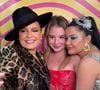 Sophia Valverde posou para foto com Maiara e Maraisa: cantoras serão vividas por Klara Castanho e pela atriz, respectivamente, no filme 'Marília'