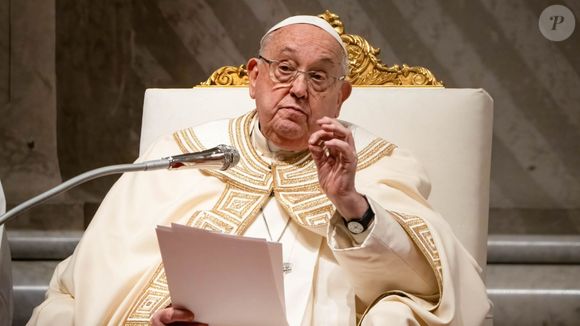 Papa Francisco não tem parte do pulmão direito