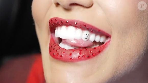 Entre polêmicas, romance e tecnologia, Virgínia Fonseca aposta em fantasia de LED de 15 kg e detalhe no sorriso para brilhar na Sapucaí