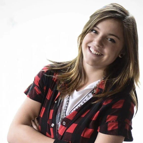 2012: novamente em 'Malhação', Alice Wegmann voltou a encantar o público com sua personagem e beleza