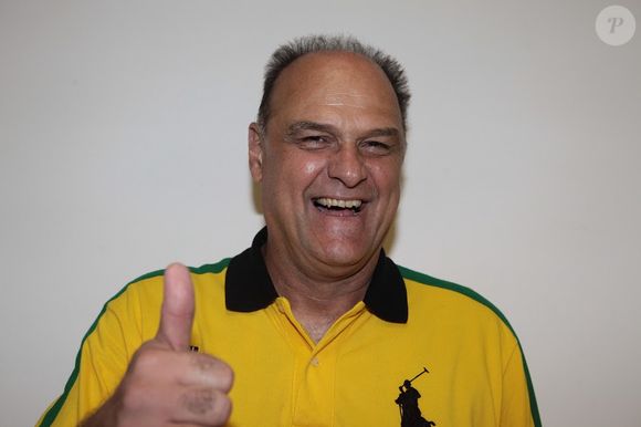 Oscar Schmidt foi um dos convidados para a primeira edição da ‘Dança dos Famosos’, em 2005, mas nem chegou a se apresentar