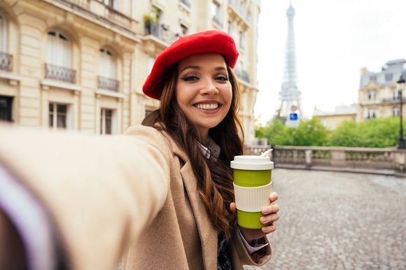 Você raramente verá uma francesa usando olho tudo + boca tudo