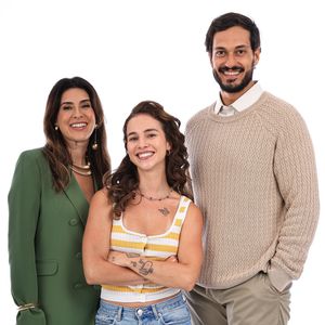 Novela 'Uma Babá Milionária', do Globoplay, traz atores como Laryssa Ayres na pele da mocinha Carolina, Raphael Vianna como Fernando, o CEO da empresa da família Vergara, além de Fernanda Paes Leme como a vilã Valentina.