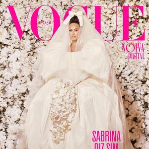 Vestido de noiva de Sabrina Sato para o casamento com Nicolas Prattes foi inspirado na Princesa Diana