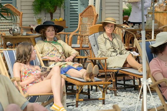 Ambientada na elegante Riviera Francesa, 'O Verão de 1936' transforma um crime em ponto de partida para um drama histórico envolvente