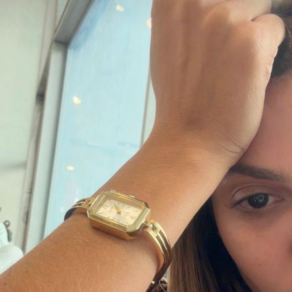 Hariany Almeida desabafa após imprevisto com Renan Machado e revela separação durante viagem