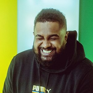 Baco Exu do Blues detonou Virginia e Carlinhos Maia durante um show que realizou na madrugada de sábado (24)