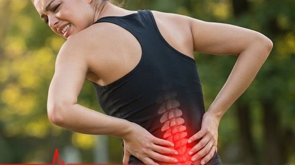 Adeus à dor na lombar: 8 exercícios fáceis de alongamento que você pode fazer todos os dias em casa