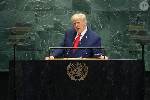 Trump foi defendido quando internauta lembrou o escândalo sexual envolvendo Bill Clinton e Monica Lewinsky