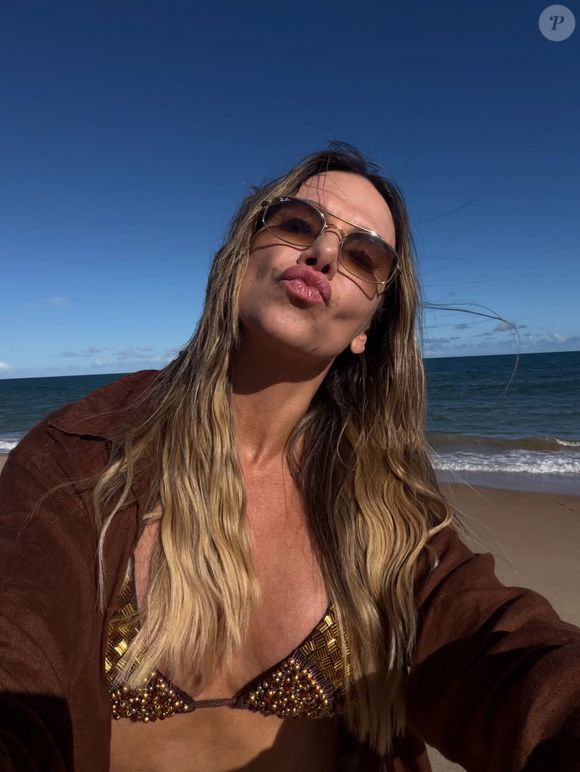 Boa forma de Carla Perez impressiona, mas artista garante que foco atual vai além da estética
