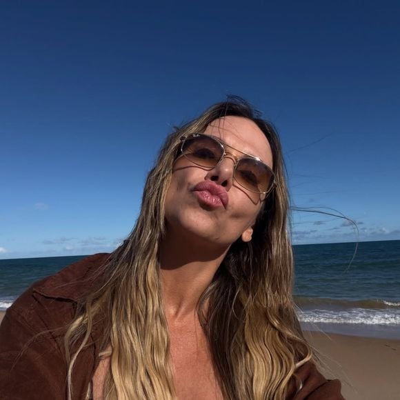 Boa forma de Carla Perez impressiona, mas artista garante que foco atual vai além da estética