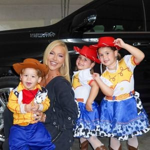 O trio de filhos de Virginia Fonseca reproduziu os looks de Jessie e Woody, personagens famosos da franquia ‘Toy Story’