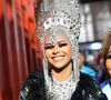 Irmã de Lexa, Wenny Isa esteve deslumbrante pelo último dia do desfile das escolas de samba do Grupo Especial.