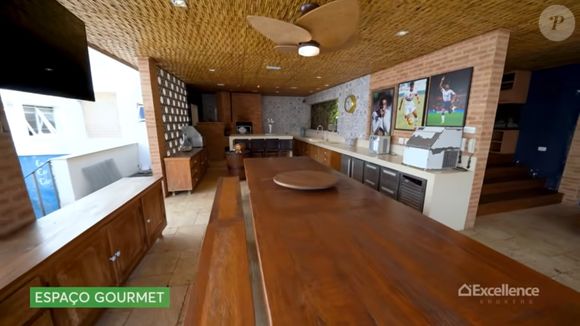 Casa do jogador do São Paulo Lucas Moura tem muito espaço para atleta receber família e amigos