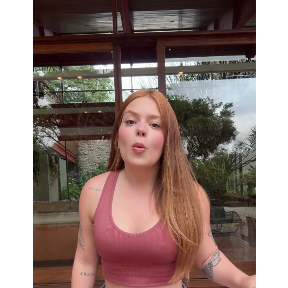 Nos últimos dias, Viih Tube tem mostrado seu corpo mais definido na web