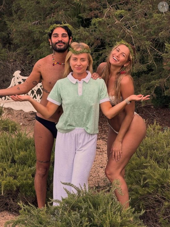 Apresentadora famosa aposta em look mais confortável para viver verão europeu