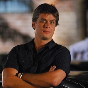 Na novela 'Celebridade' (2003), Fábio Assunção interpretou o vilão Renato Mendes.