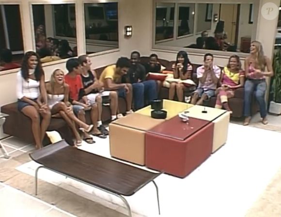 Participantes gargalharam com piada racista de Pedro Bial em 2005
