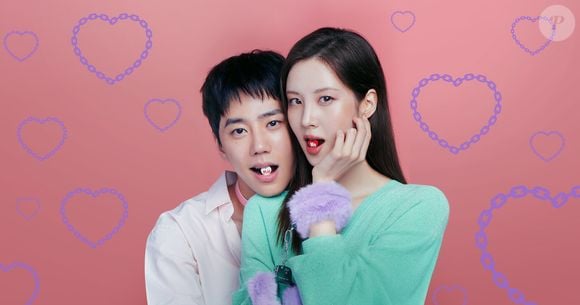 'Amor com Fetiche': Ji Woo descobre o fetiche secreto de Ji Hoo e os dois iniciam um romance atrevido de mestre/escravo, explorando limites e desejo no trabalho