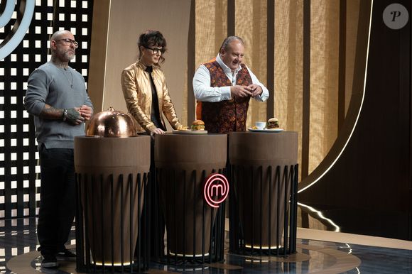 Erick Jacquin explica que, além da proteína, os competidores devem preparar o pão, o acompanhamento e o molho