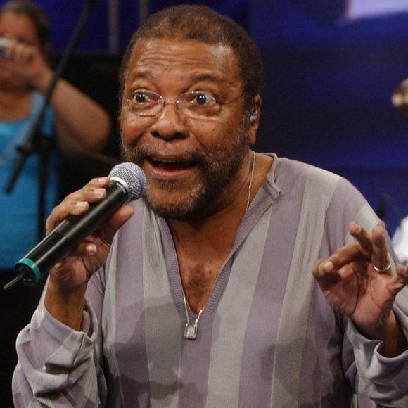 Unidos, só que não, de Vila Isabel! 'Covardia foi feita e estamos pagando o preço com humilhação', dispara compositor ao sair da escola após samba-enredo de Martinho da Vila levar disputa para Carnaval 2027; carnavalesco reage a rumor de saída após reviravolta