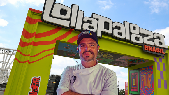 Nem fast food, nem fritura: chef da área VIP do Lollapalooza 2026 dá receita de salada 'hit' com quiabo, gengibre, atum e missô!