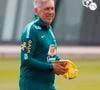 Às vésperas da abertura da Copa do Mundo de 2026, Carlo Ancelotti teve motivos em dobro para comemorar. O técnico da Seleção Brasileira completou 67 anos nesta quarta-feira (10) e foi parabenizado pela equipe e jogadores durante a concentração nos Estados Unidos, onde prepara o Brasil para a estreia no Mundial