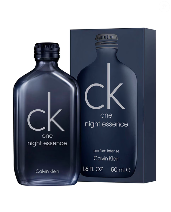 Criado pelos perfumistas Alberto Morillas e Frank Voelkl, o CK One Night Essence aposta em uma combinação de íris, chá, camurça e sândalo para criar uma assinatura contemporânea e envolvente